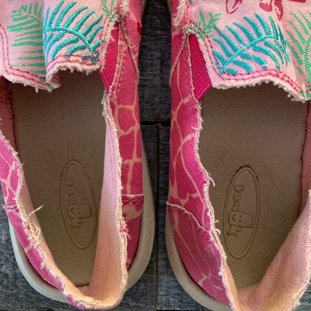 Sanuk Girls Sidewalk Surfer Giraffe Print - Picture 6 of 15